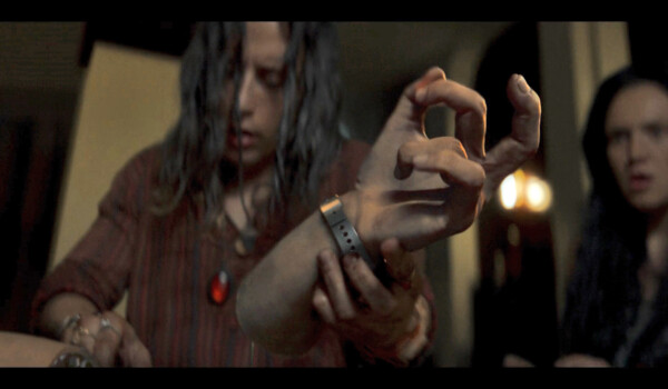 Animatronic hand and arm of Josh Hartnett with blood rig