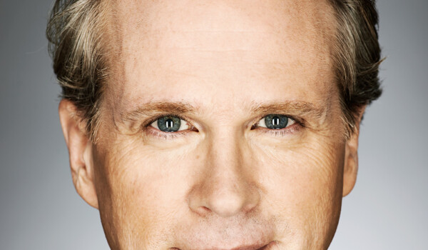 Cary Elwes  ,by Daniel Bergeron. Indiewire 2015. No PR/No Release on file.